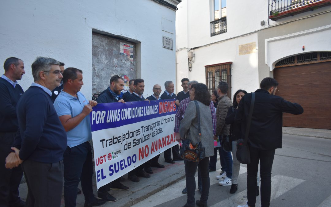 Carmen Álvarez adelanta que Sanlúcar contará con un monumento en memoria de los pescadores