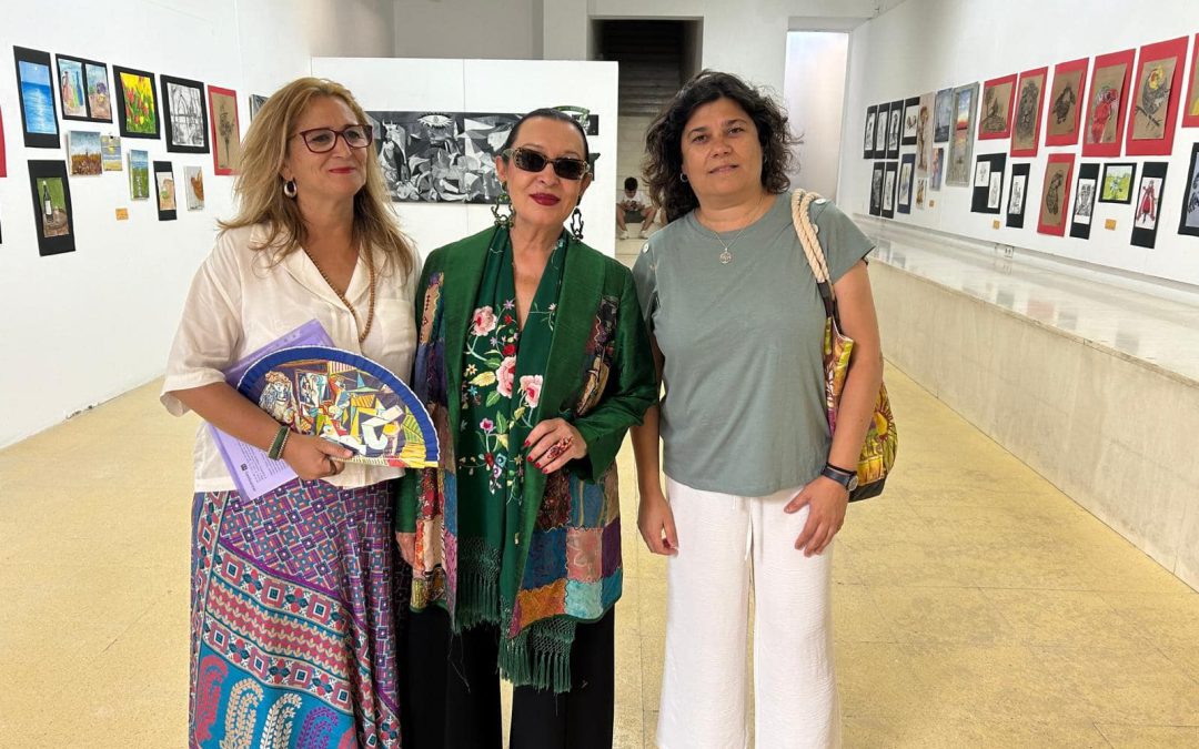 Martirio ofrece un precioso recorrido sentimental por la historia de la copla en los Encuentros en la Paz